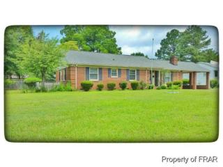 556 Farmview Dr, Fayetteville, NC 28311-1541
