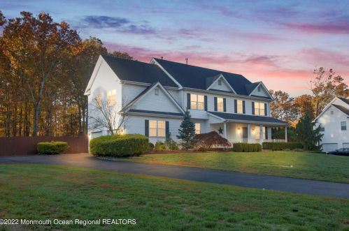 13 Normandy Dr, Jackson Twp, NJ 08527-4854