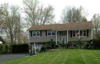 37 Yorktowne Dr, Millstone Township, NJ 07726-3522