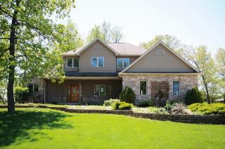 84 Lamplight Ln, Valpo, IN 46383-7920