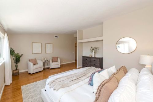 15192 Touraine Way, Irvine CA  92604-3150 exterior