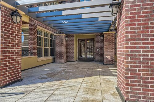 7820 Inverness Blvd, Englewood CO  80112-5713 exterior