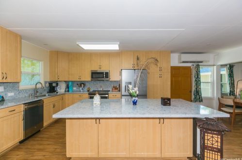 1158 Kealaolu Ave, Honolulu HI  96816-5419 exterior