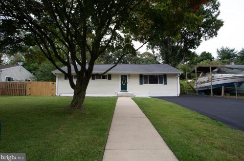 824 Windsor Rd, Arnold, MD 21012-1353
