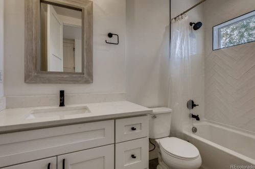 445 Inca St, Denver CO  80204-5015 exterior