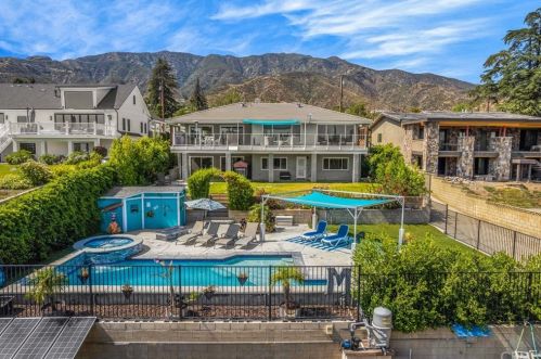 450 25 St, Upland CA 91784-8338 exterior