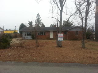 6407 Deland Ave, Fayetteville, NC 28303-2105