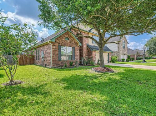 2413 Quiet Arbor Ln, Pearland, TX 77581-7589