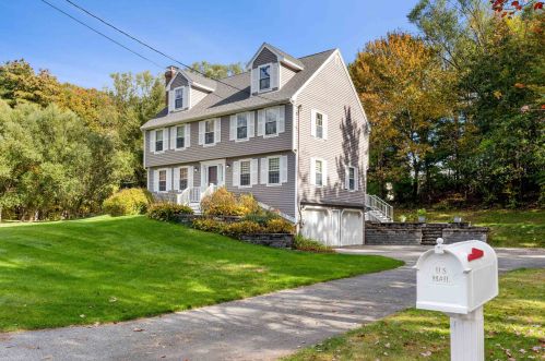 23 Sequoia Ln, Plaistow, NH 03865-2328
