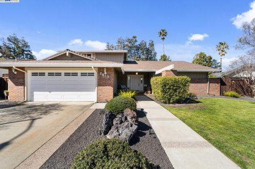 2013 Mars Rd, Livermore, CA 94550-6312