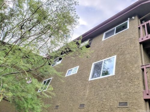 1319 Gonzales Rd, Simi Valley CA exterior