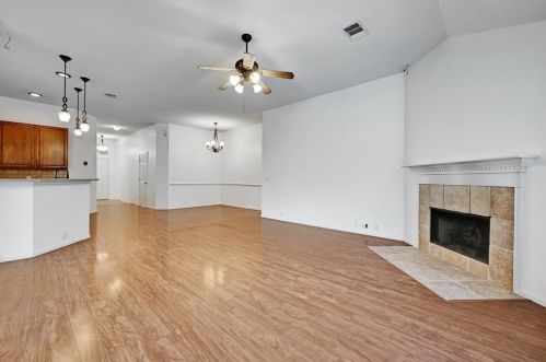 449 Hometown Pkwy, Uhland TX  78640-5713 exterior