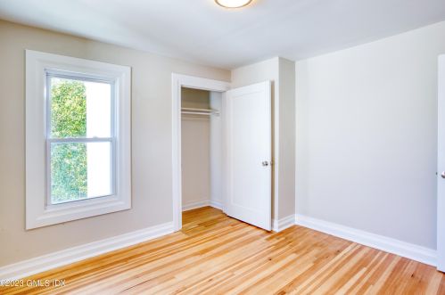 53 Mead Ave, Greenwich CT  06830-6812 exterior