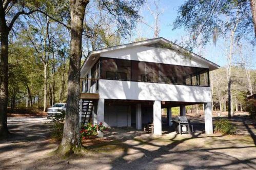 825 Lake Red Wing Dr, Darlington, SC 29532-8661