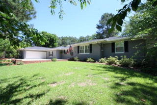 2414 Edgewood Rd, Columbus, GA 31906-1104