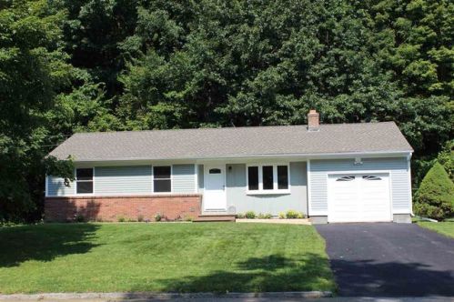 151 Melrose St, Brattleboro VT  05301-6515 exterior