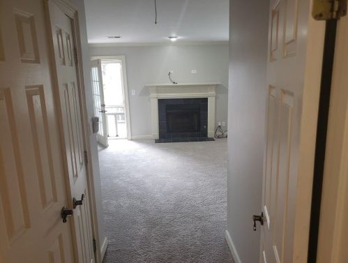 502 Ansley Villa Dr, Atlanta GA  30324-4813 exterior