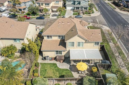 1894 Vintage Cir, Valley Home CA  95361-8678 exterior