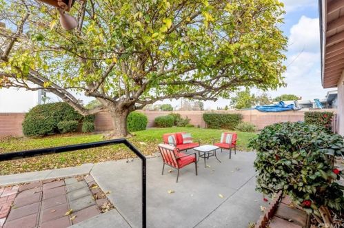 2569 Rome Ave, Anaheim CA  92804-4019 exterior