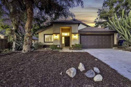 3245 Chase Rd, Riverside, CA 92501-1322