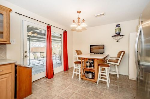 244 Bastrop St, Angleton TX 77515-4106 exterior