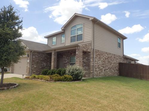 2524 Clarks Mill Ln, Fort Worth TX  76123-2618 exterior