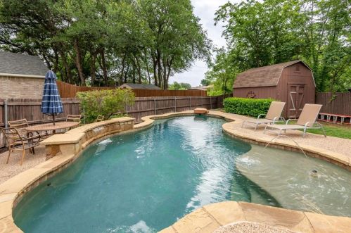 7000 Stephanie Ct, Fort Worth, TX 76182-3653