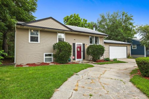 3714 79th Pl, Gary, IN 46410-5012