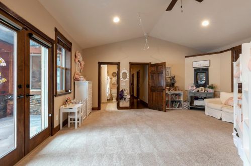 10970 Palisades Dr, Truckee CA  96161-3188 exterior