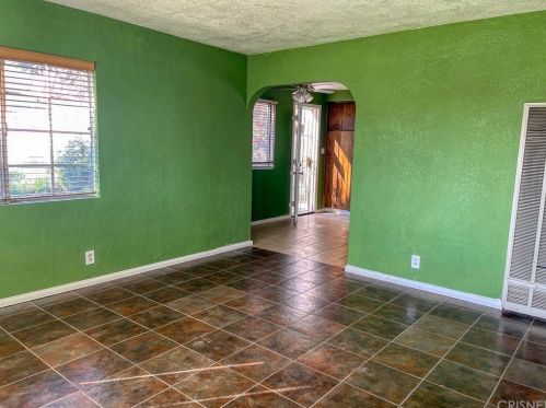 1592 Persimmon St, Rialto, CA 92377-4188