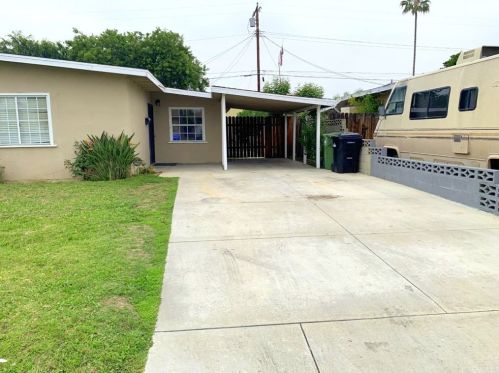 16625 Bellbrook St, Covina, CA 91722-2401
