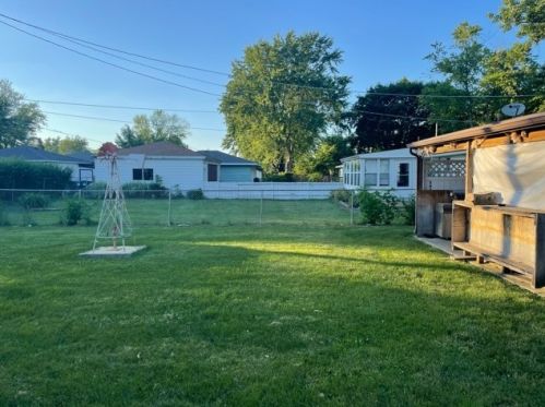 1208 Park Dr, Lorenzo, IL 60481-1541
