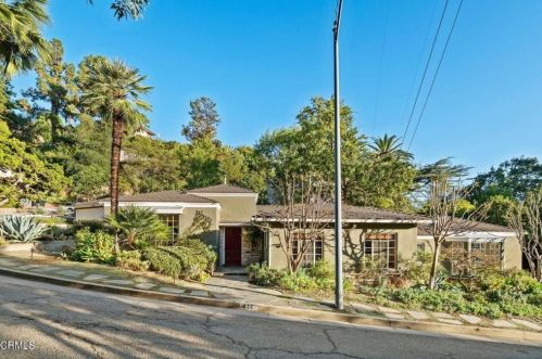 410 Brockmont Dr, Glendale CA  91202-1305 exterior