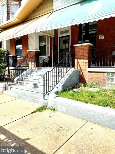 2442 24th St, Philadelphia, PA 19132-4244