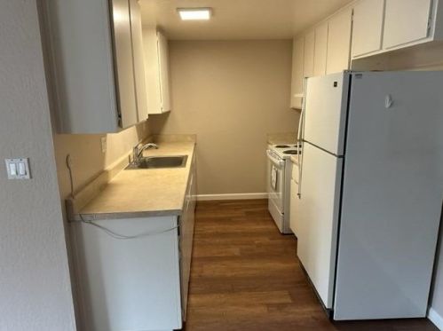 1200 J St, Davis, CA 95616-2131