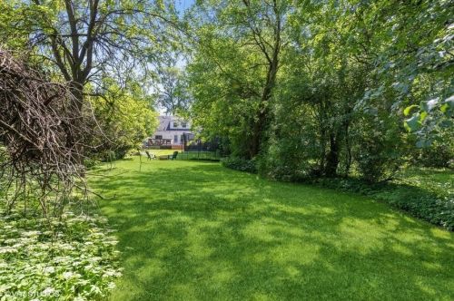 4056 Western Ave, Western Springs, IL 60558-1044