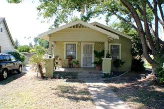 815 Adoline Ave, Fresno, CA 93728-2903