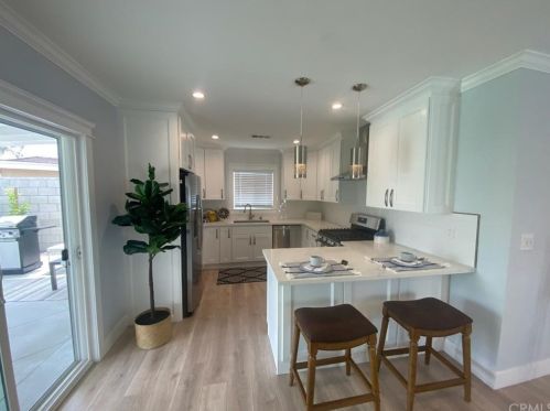 14412 Cordary Ave, Hawthorne CA  90250-8340 exterior