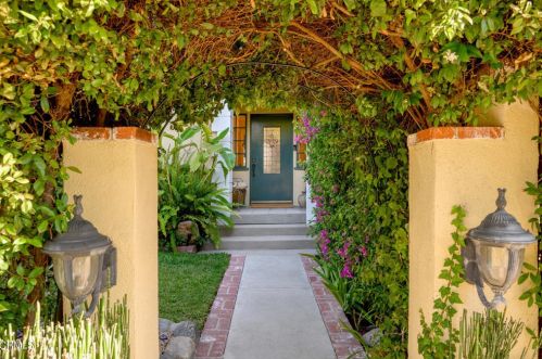 1149 Cordova Ave, Glendale CA  91207-1732 exterior