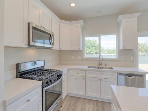 9267 Andrew St, Riverside CA  92503-4303 exterior