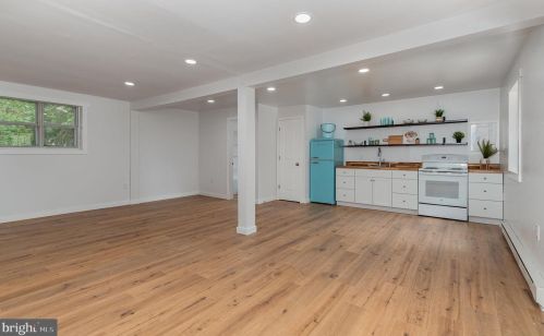 211 York Rd, Carlisle PA  17013-3154 exterior