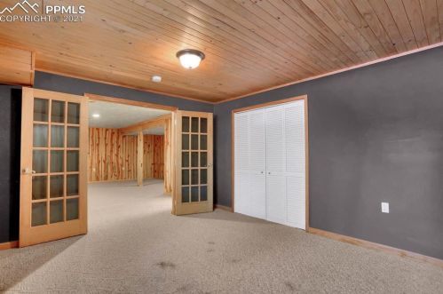 2720 Sunnywood Ave, Woodland Park CO 80863-9401 exterior