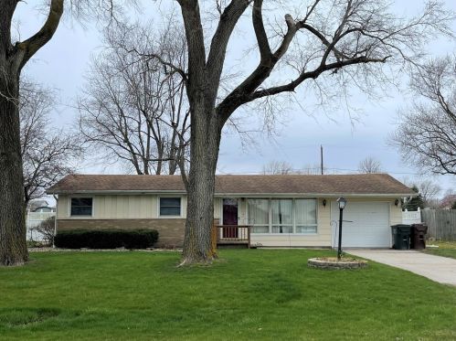 80 Lynn Ct, Kankakee, IL 60901-7776