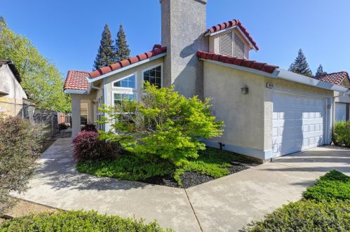 8415 Aster Ct, Citrus Heights, CA 95610-3254