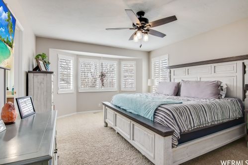 9178 Teton Est Dr, Taylorsville UT 84088-2311 exterior