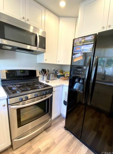 6678 Clifford St, Riverside CA  92504-2105 exterior