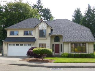 15044 Greenview Ave, Portland, OR 97267-3400