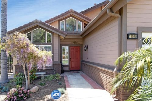 11109 Middleborough Rd, Riverside CA  92503-5814 exterior