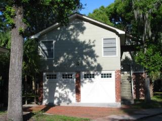 2408 Atlantic Ave, Savannah GA  31401-9323 exterior