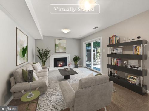 9109 Lake Braddock Dr, Springfield VA  22015-2136 exterior